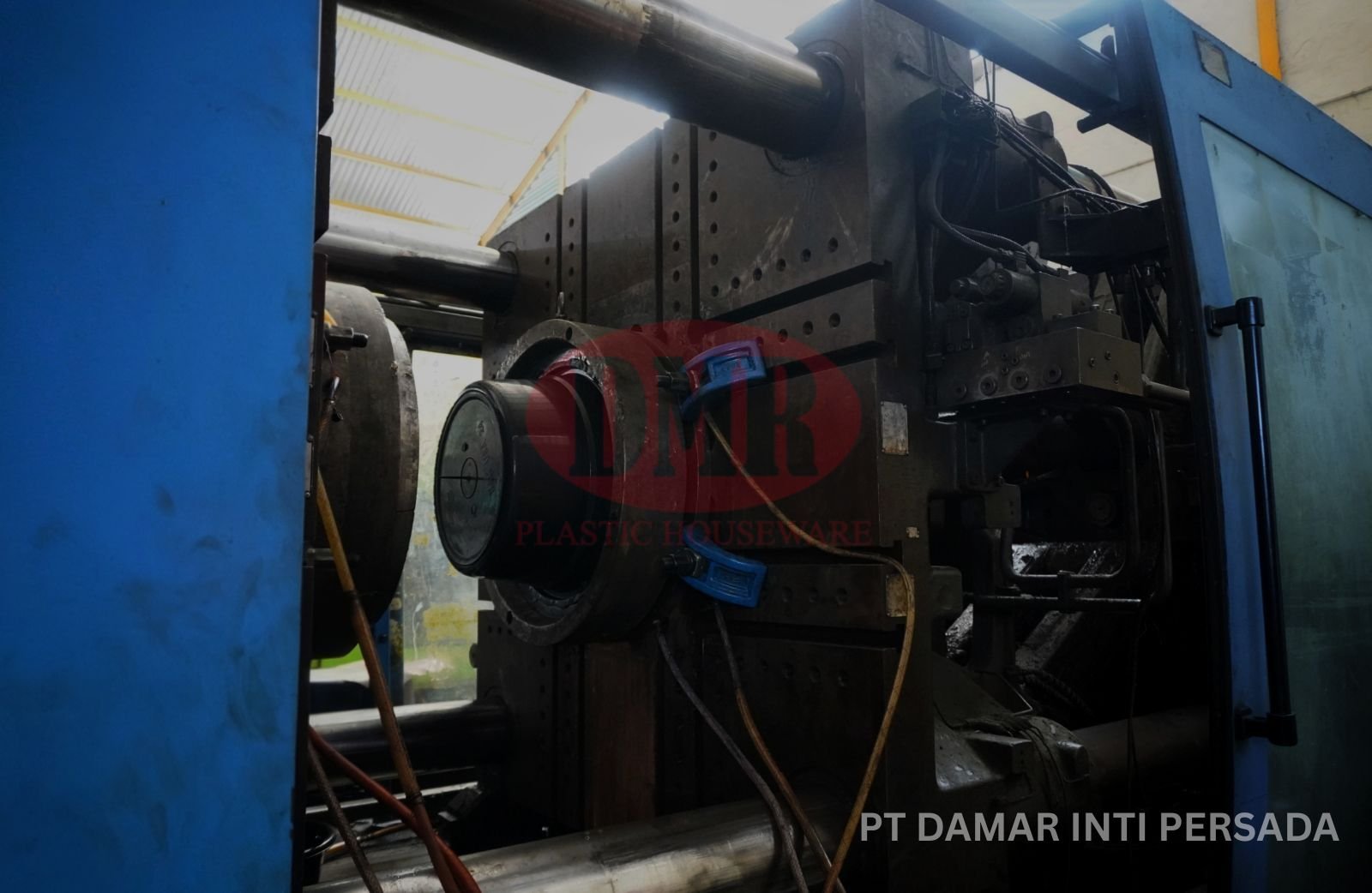 Mesin Injection 4